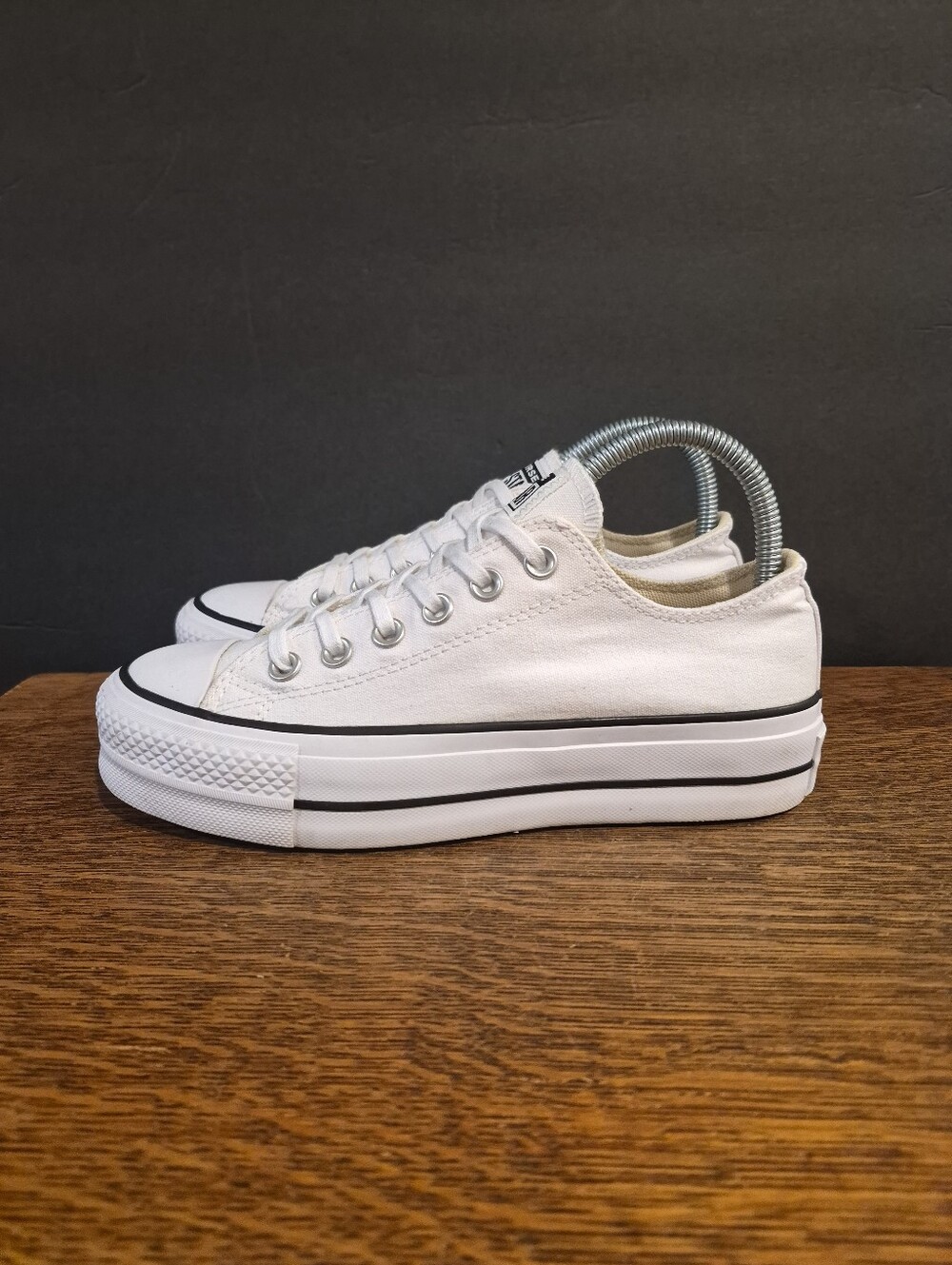 Converse Chuck Taylor All Star Lift Platform Canvas Low-top Sneakers Size 6.5